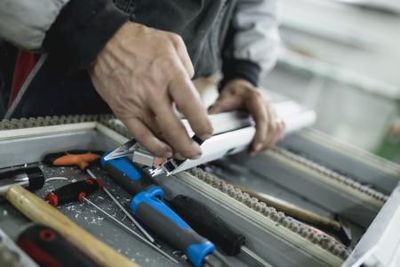 Effective Strategies for Collaborating with Contract Assembly Providers